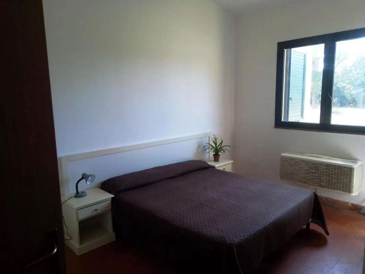 Nuraghe Ruiu Camping & Bungalow Norbello Italien