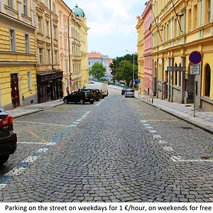 Paradise , Praga Repubblica Ceca