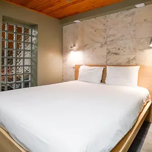 Cosmopolitan Chiado By Lovelystay , Lisbona Portogallo
